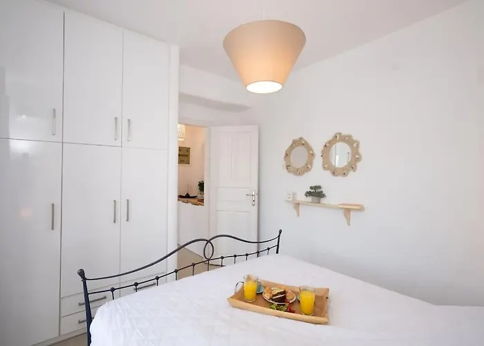 Ilios Cozy Poolhouse Mykonos 度假居